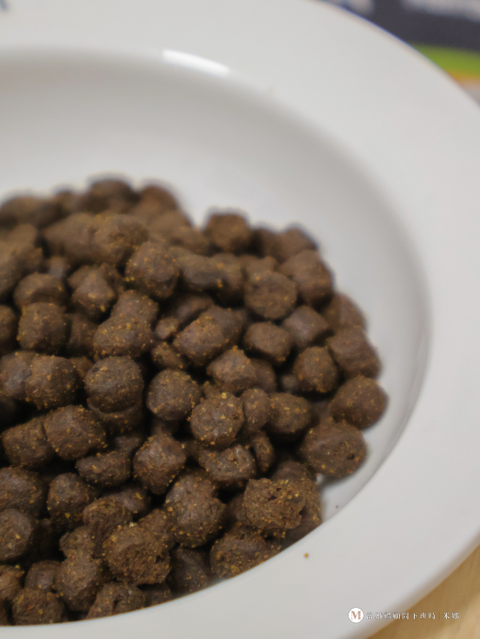 Elato 杜莎天然無穀貓糧 1.5KG 推薦|挑嘴貓也愛吃的無穀貓飼料實測心得 - 第8張圖 Elato 杜莎天然無穀貓糧 1.5KG 推薦|挑嘴貓也愛吃的無穀貓飼料實測心得