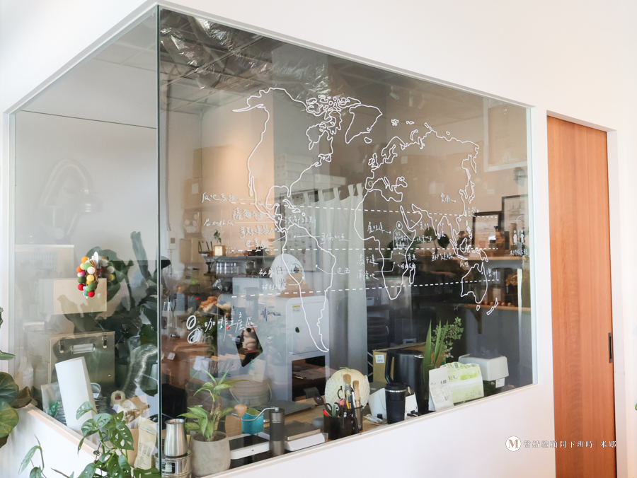 林口咖啡廳推薦｜不限時又好停車的白光咖啡，林口人工作讀書首選