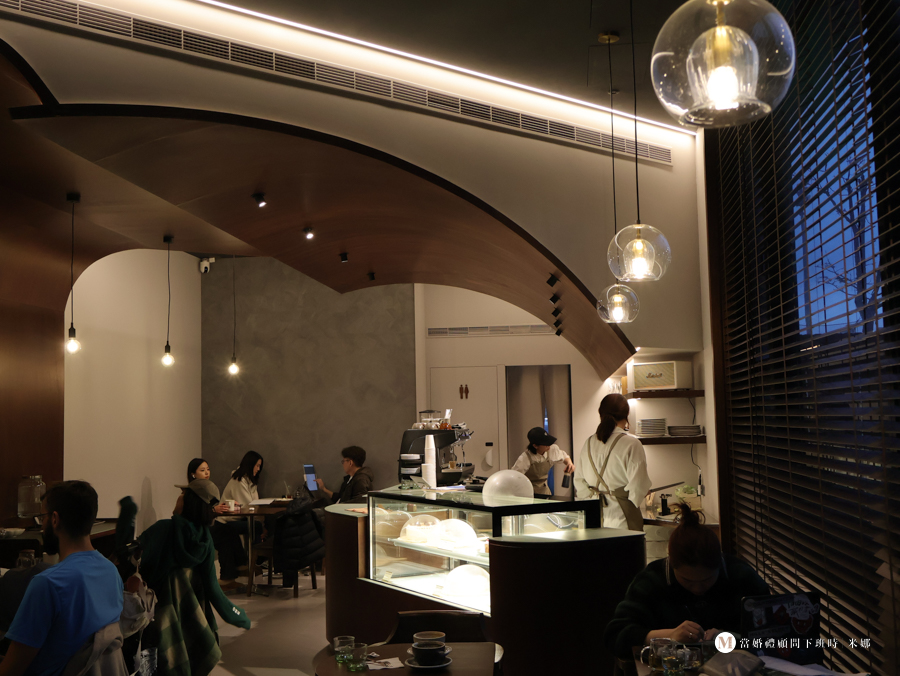 林口不限時咖啡廳 日福 OH HAPPY DAY 室內用餐空間