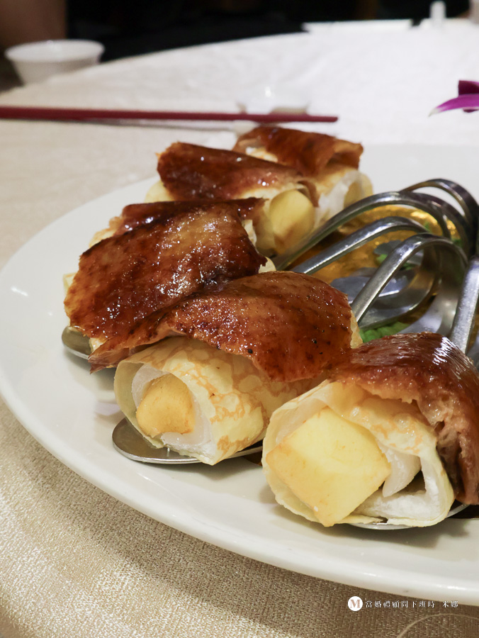 桃園片皮鴨推薦｜桃園福容飯店櫻桃片皮鴨五吃，桌菜聚餐必收藏